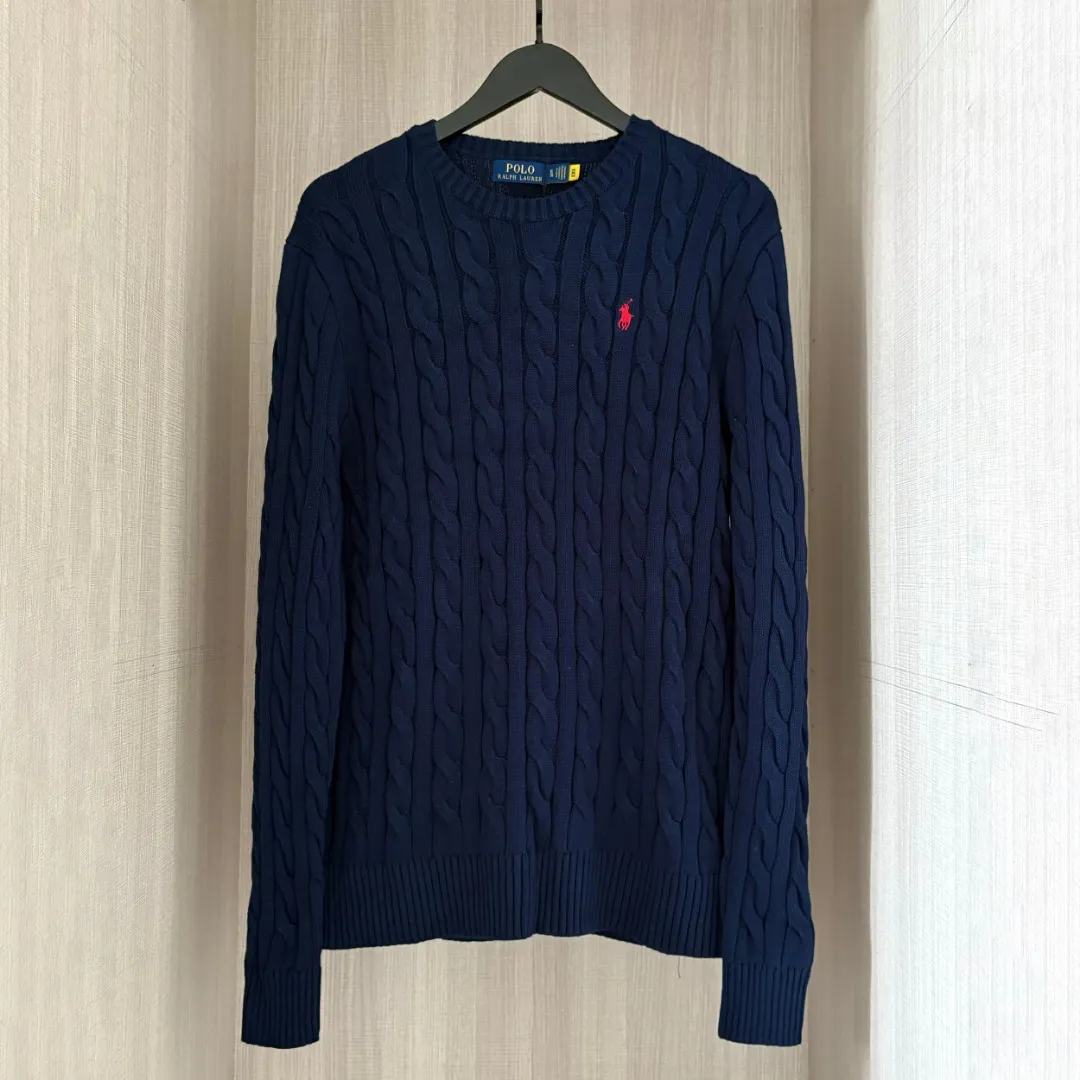 P200 💰 RALPH LAUREN twelve colors classic small label embroidered round neck long-sleeved knitted sweater top Twelve colors Colors: white, black (white label), gray (white label), pink, red, khaki, apricot, navy (red label), coffee, black (red label), navy (white label), gray (navy label), apricot Size: S M L XL Material: cotton Weight: 650g